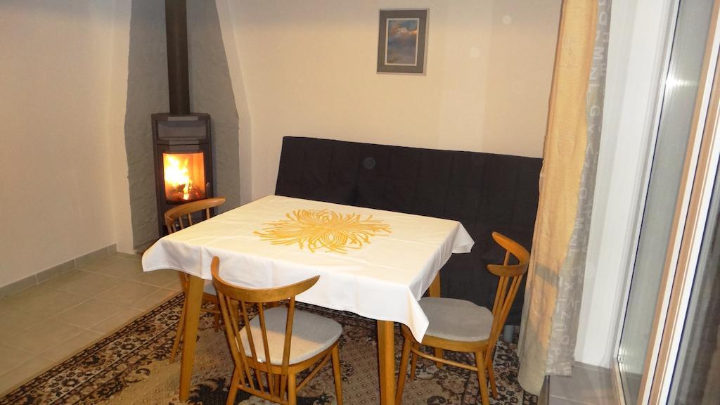 Prazdninovy Dum - Pacl Cervena Recice Villa Room photo